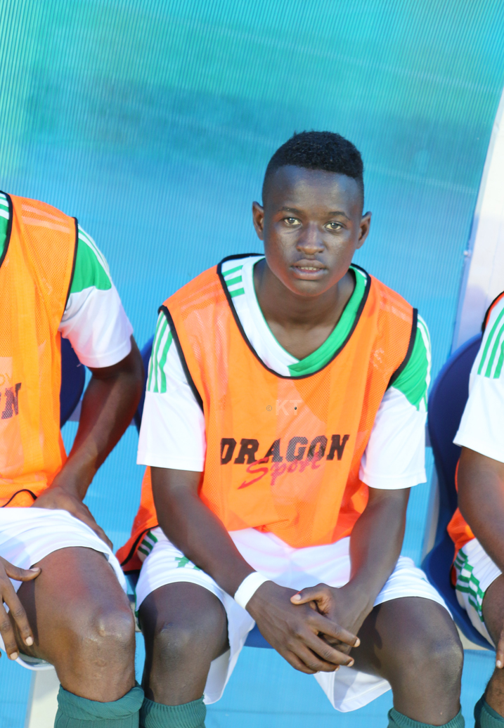 Yamini Salum wa Kiyovu,akaba n'umuvandimwe wa Sibomana Abouba na Ombolenga Fitina bakinira Amavubi makuru