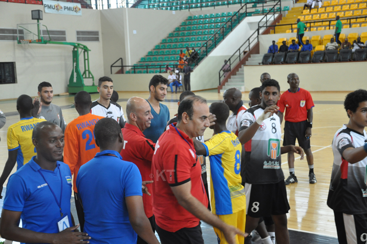 Nyuma y'umukino amakipe yombi asuhuzanya