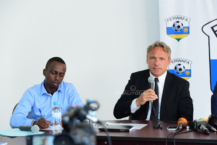 Antoine Hey yatangaje ko kungirizwa n'umunyarwanda nta kibazo bimuteye