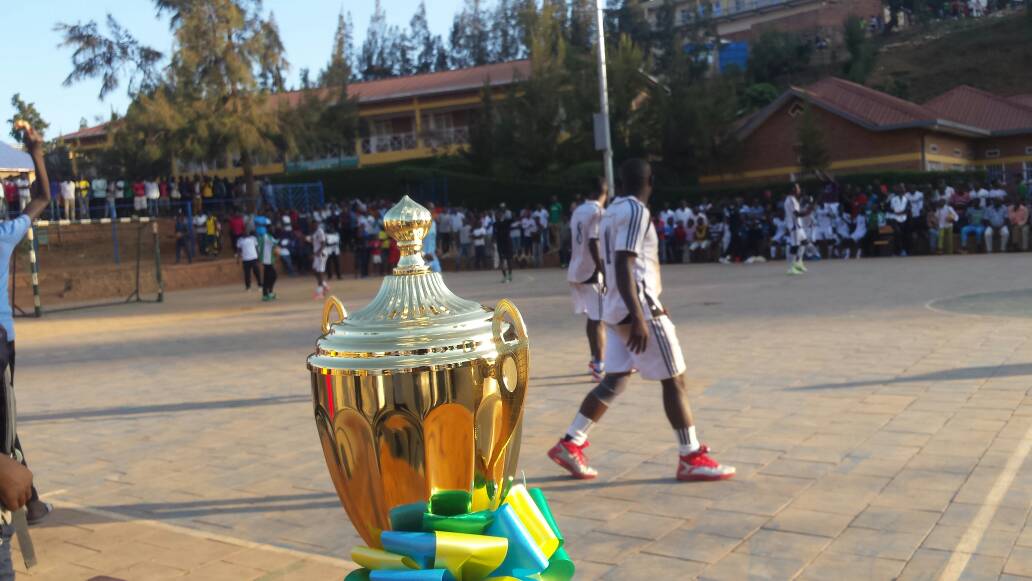 APR na Police zishobora kongera guhurira ku mukino wa nyuma aho zizakina igikombe giteretse