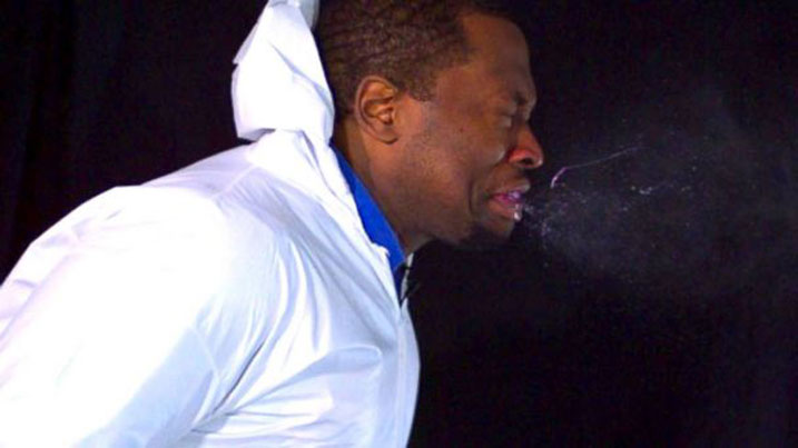 Iyo umuntu yitsamuye mu kinyabupfura bamubwira Urakire