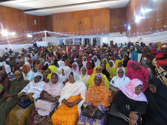 Bari baje guherekeza abo mu miryango yabo no kubifuriza urugendo rwiza