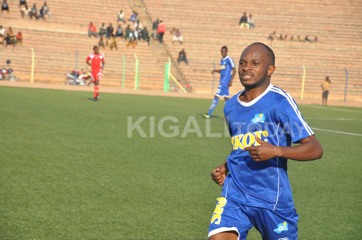 Niyonkuru Djuma Radju watsinze igitego cya mbere,yakinanye ishyaka ryinshi