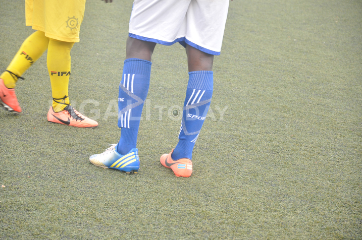 Izo nizo nkweto yari yiyambariye,gusa isano zifitanye n'uko zimukwira