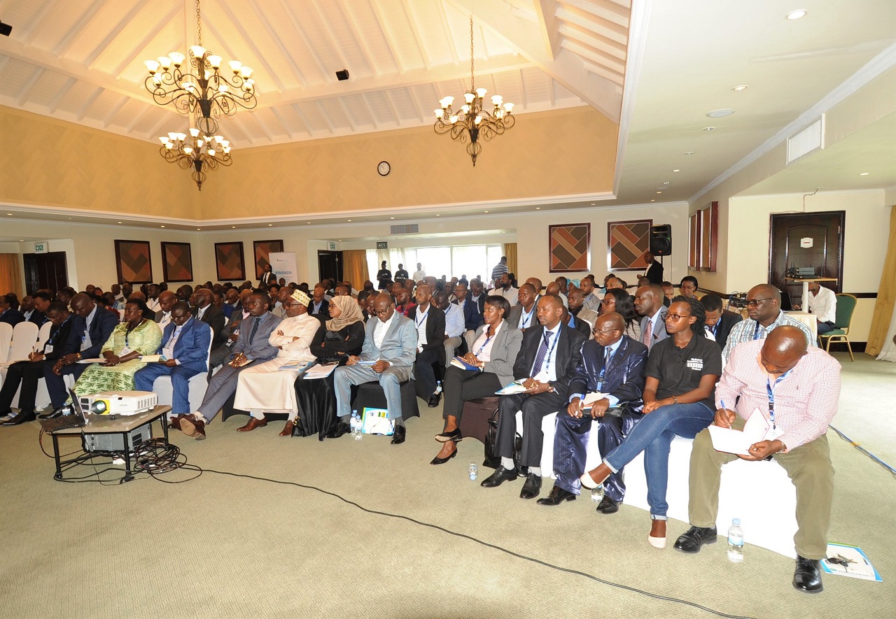 Bamwe mu bitabiriye inama ku iterambere ry'isharamari muri Rubavu 