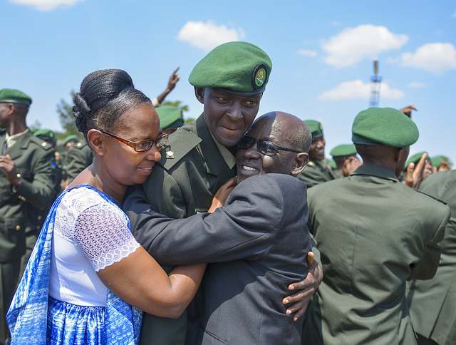 Ntibyari byoroshye guhitamo uramutswa mbere y'undi