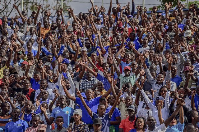 Abafana bafite icyizere, abakinnyi bati mushyire umutima hamwe