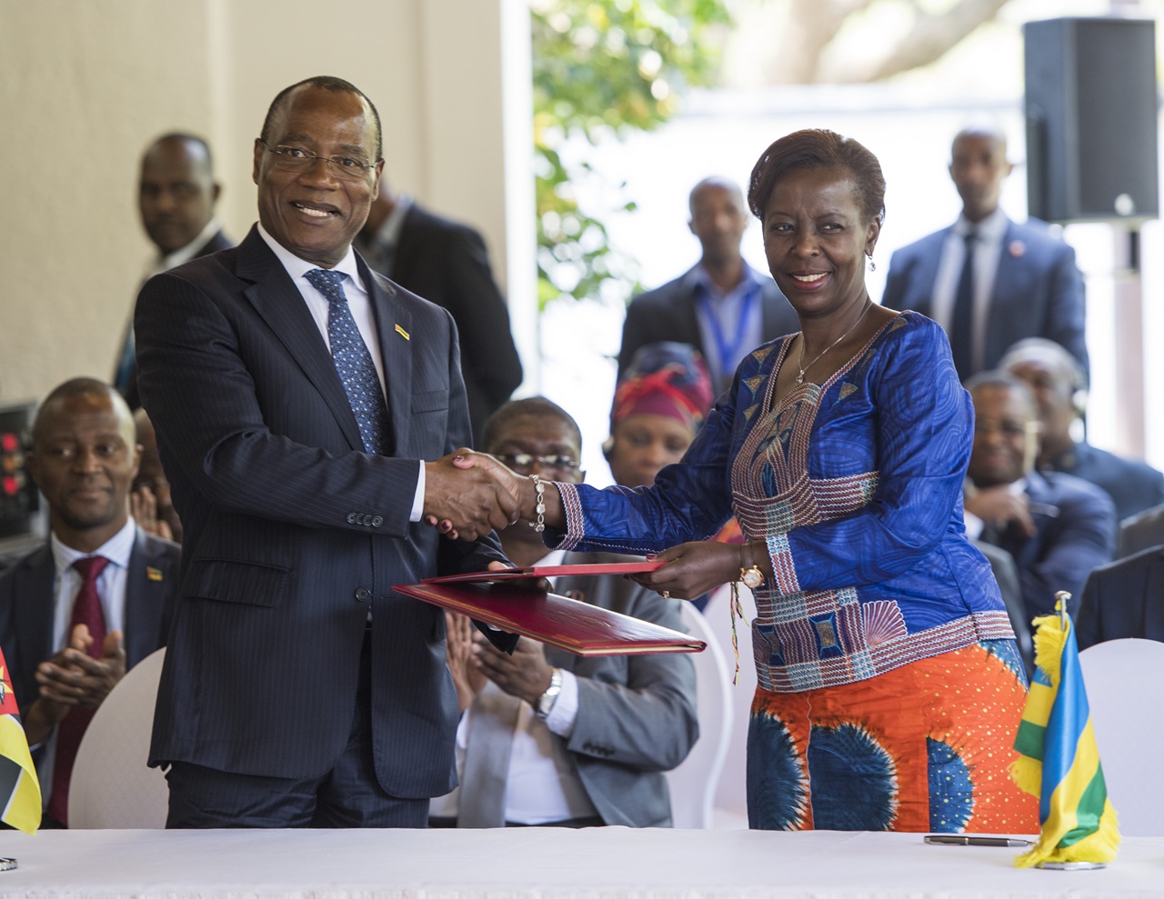 Hasinywe amasezerano menshi agamije ubufatanye hagati y'ibihugu byombi