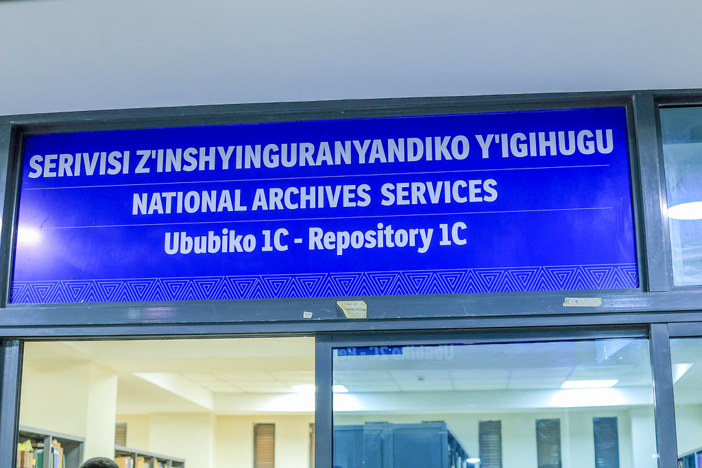 Izi serivisi zishobora no kuboneka hakoreshejwe ikoranabuhanga