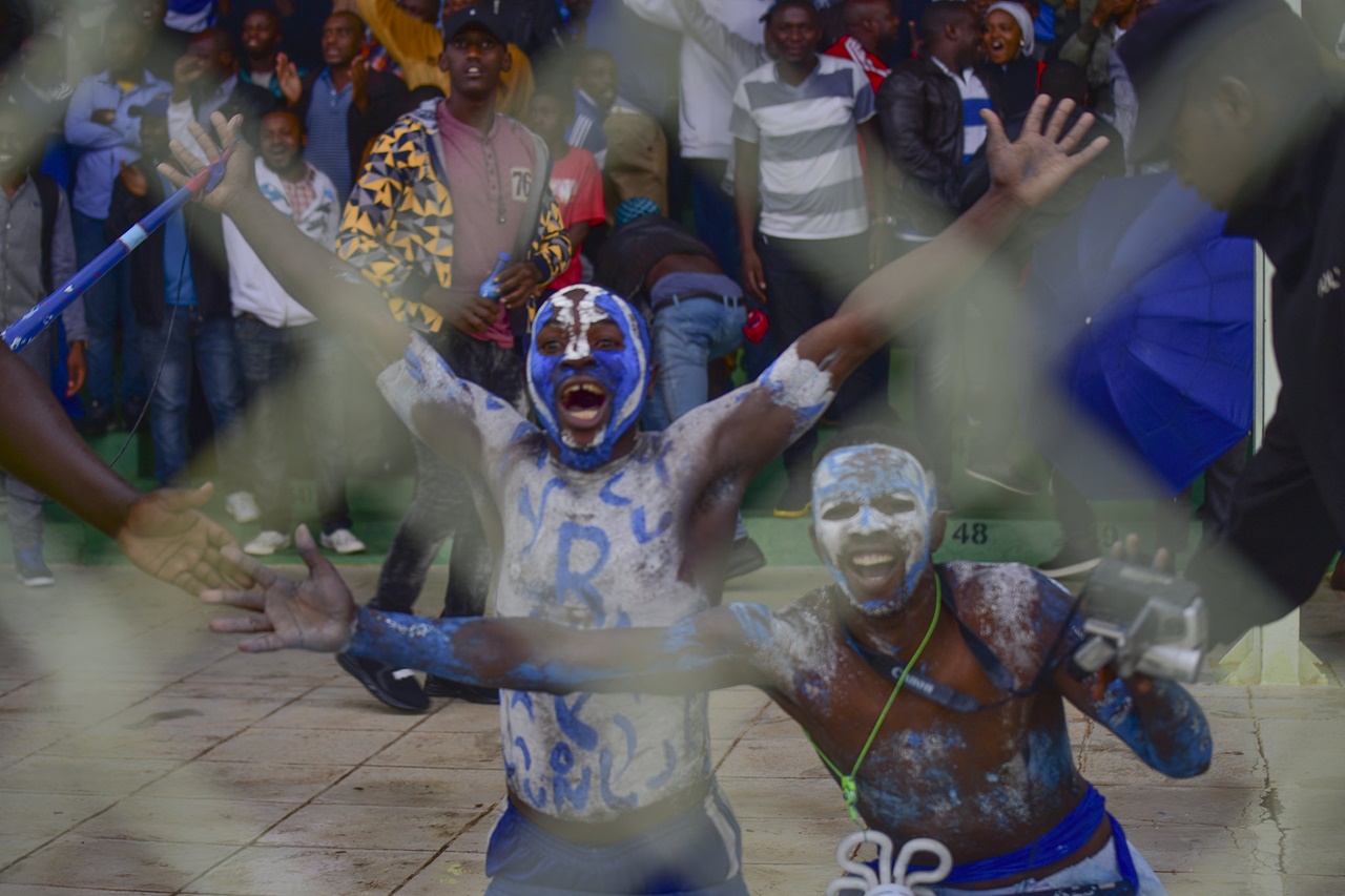 Bati "Urakoze Mana!"