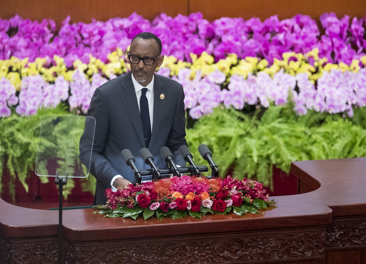 Perezida Kagame yitabiriye iyi nama nk'uhagarariye u Rwanda ndetse n'umuryango wa Afurika yunze Ubumwe (AU)