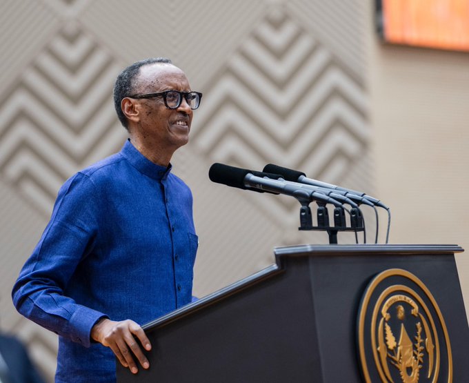 Perezida Kagame yakebuye abayobozi badakora neza inshingano baba bahawe