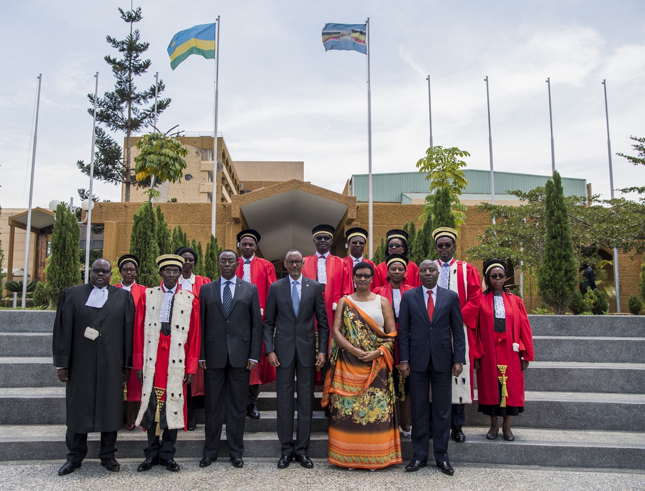 Perezida Kagame na bamwe mu bayobozi bo mu nzego z'ubutabera