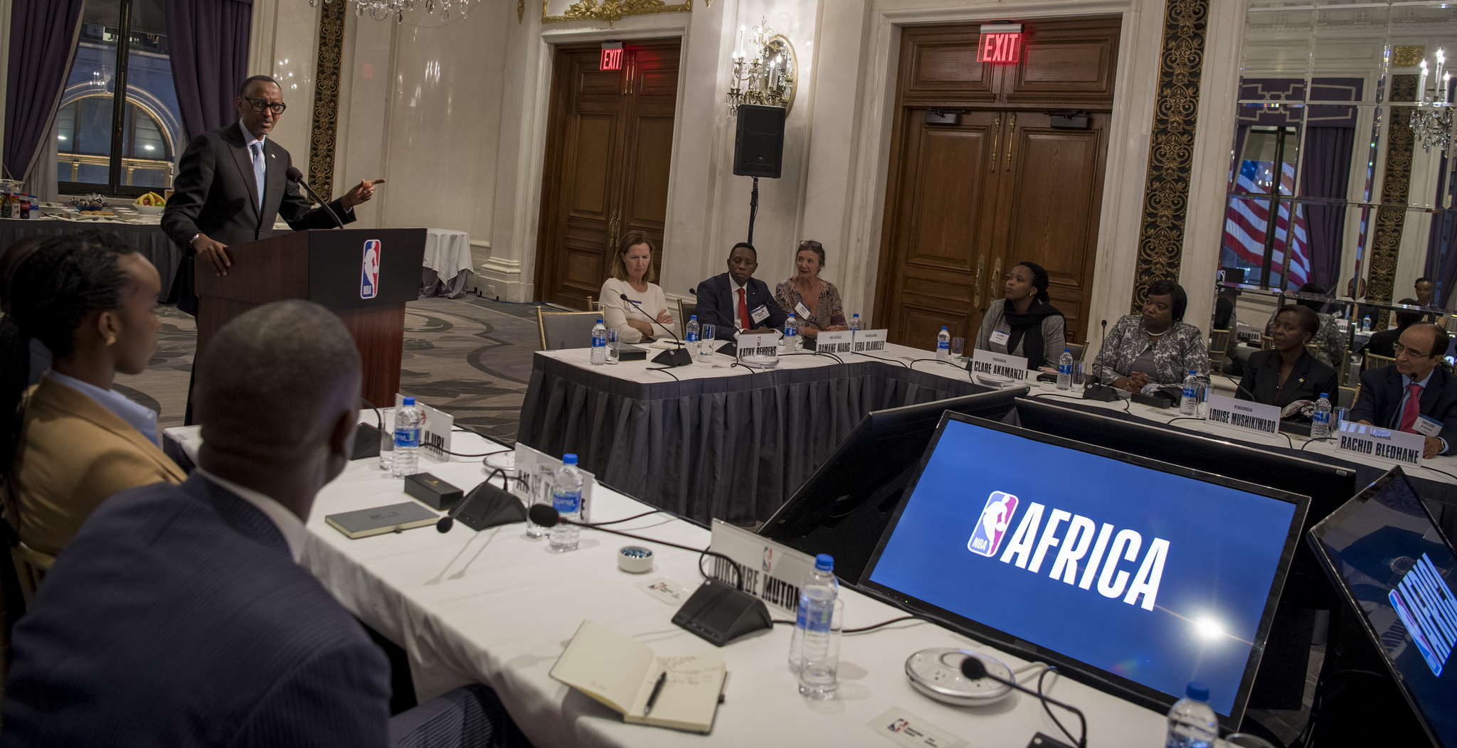 Perezida Kagame yagejeje ijambo ku bitabiriye inama y