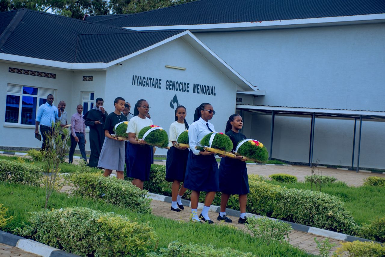 Abanyeshuri bibukijwe kwita ku cyubaka Igihugu