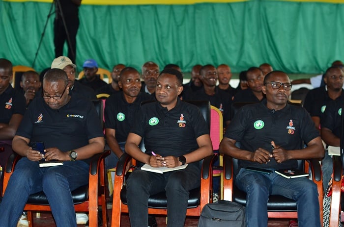 Biyemeje gukangurira abandi kugana ubwishingizi bw'ibihingwa n'amatungo