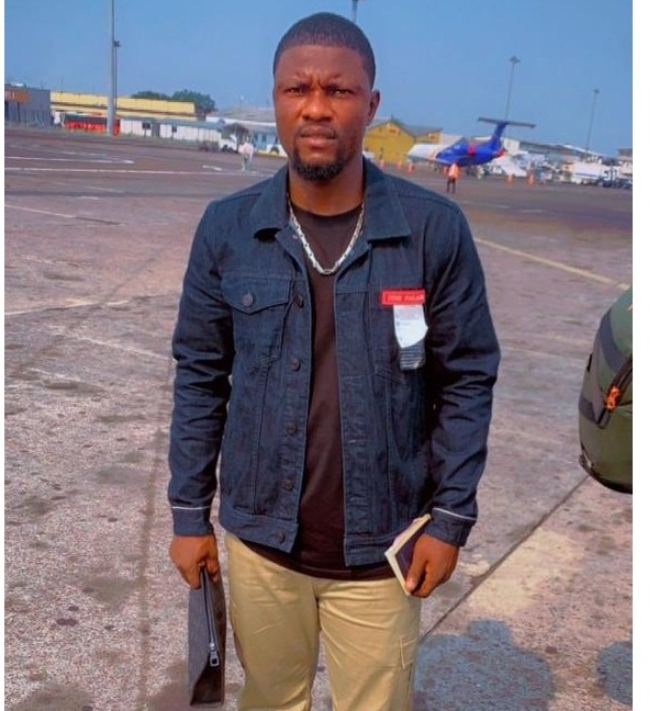 Héritier Luvumbu Nzinga yahise afata urugendo rumuzana i Kigali ngo akomezanye n'abandi imyitozo