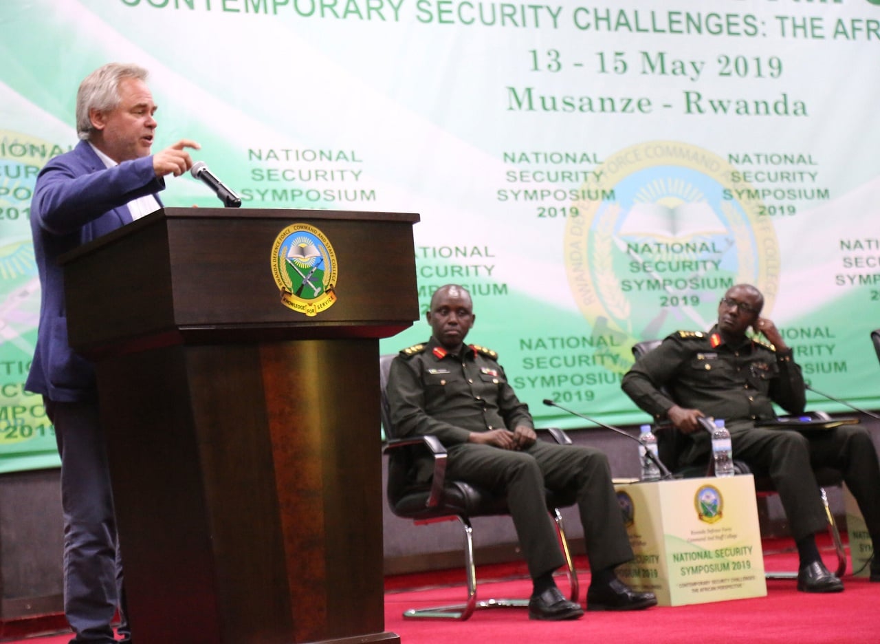 Yevgeny Valentinovich Kaspersky mu minsi itandatu amaze mu Rwanda amaze kwibasirwa n