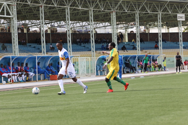 Iranzi Jean Claude wari wabanje mu kibuga yaje gusimburwa na Bizimana Yannick ku munota wa 57