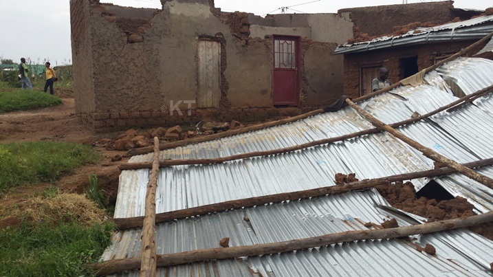 Inzu zasenyutse mu buryo bugaragarira amaso.