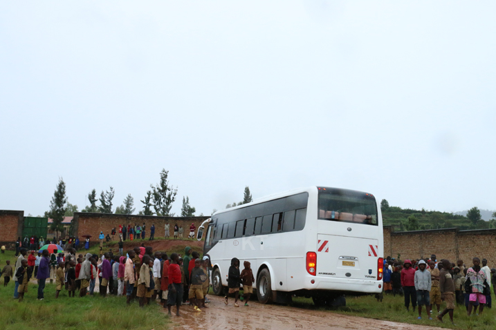 Ikipe ya Rayon Sports yari yaje muri iyi modoka,abafana bati turashaka kureba "DIARRA"