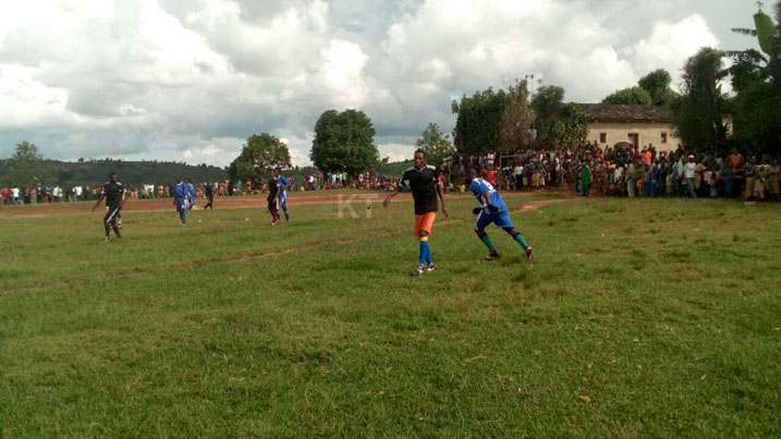 Muri iyi mikino abaturage baba bitabiriye ari benshi