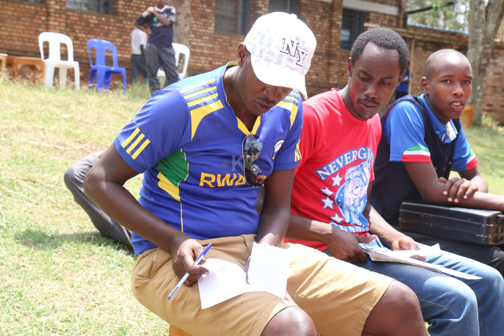 Umutoza Mana apanga ikipe