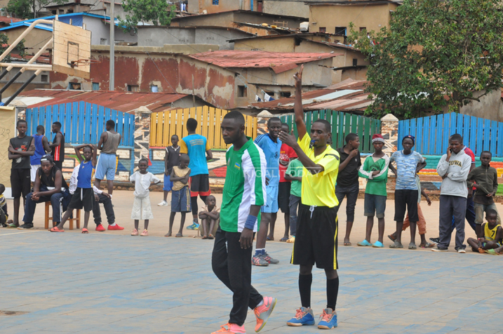 Umunyezamu wa APR Hc ahabwa iminota ibiri y'igihano ...