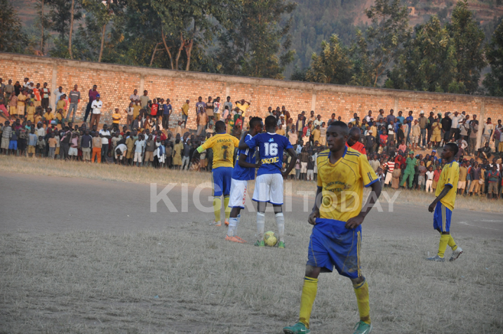 Umuhungu wa Bekeni mu ikipe y'Amagaju yaje guhabwa ikarita itukura