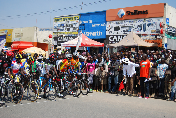 Mbere yo guhaguruka i Muhanga