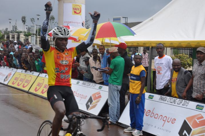 Emile Bintunimana wasesekaye i Rwamagana ari uwa mbere