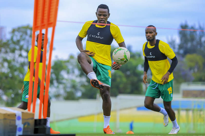 Hakizimana Muhadjili na Danny Usengimana mu myitozo ya mbere y