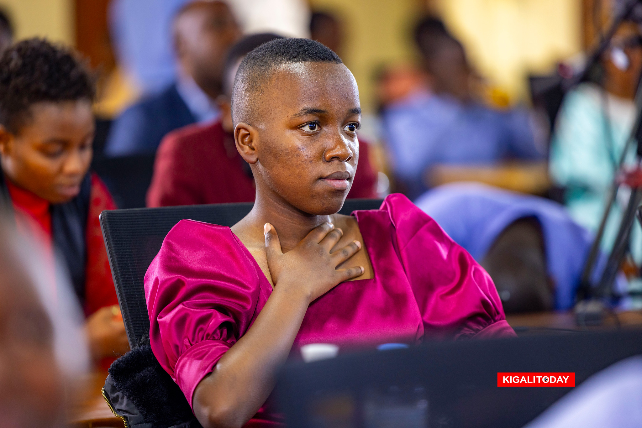 INEZA Flora Elyse umwe mu banyeshuri bahize abandi