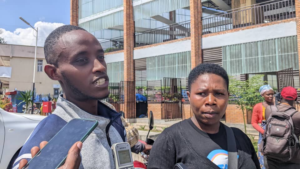 Barasaba ko icyo gisenge cyahindurwa