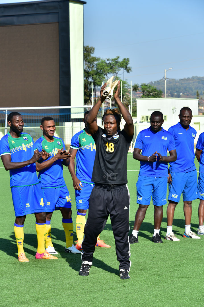 Mouhamud Mossi wahoze afatira Amavubi yiyereka abafana