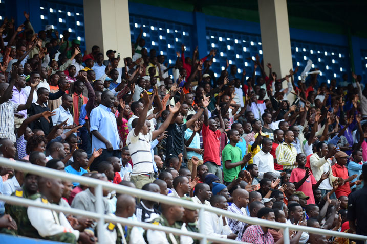 Ibitabiriye ibirori byo gutangira mu byishimo.