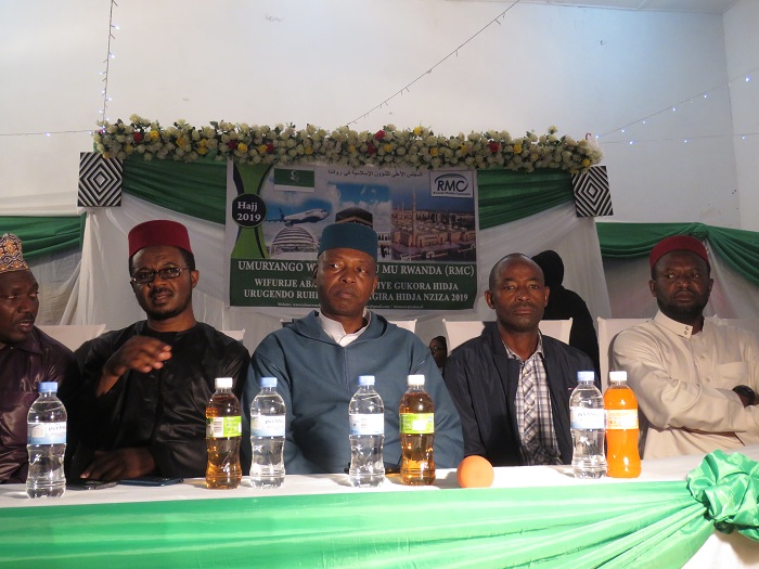 Bahawe impanuro n'abayobozi batandukanye mbre yo guhaguruka