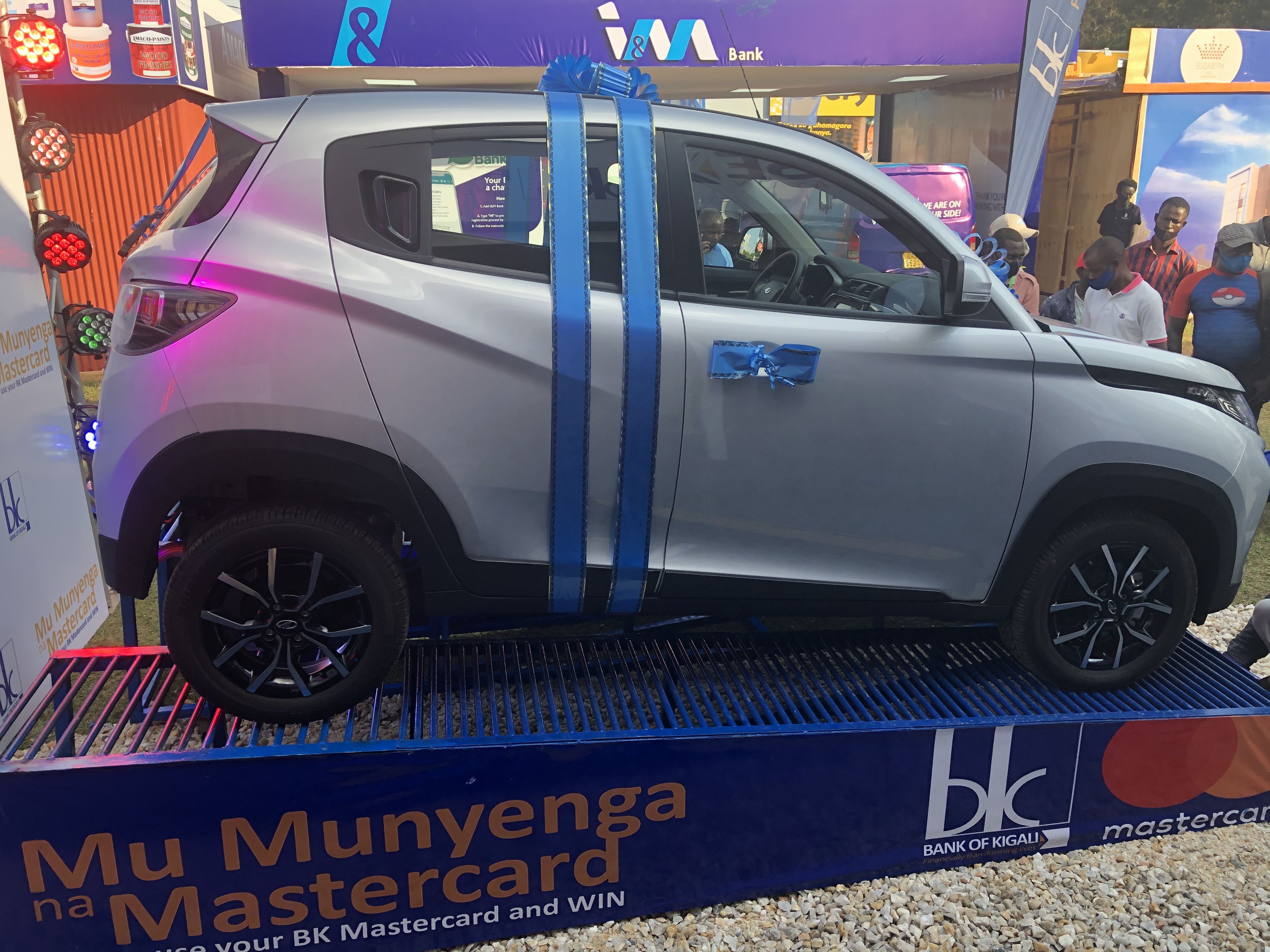 Mahindra KUV 100 NXT.” Igihembo gikuru kizatangwa muri iyi gahunda