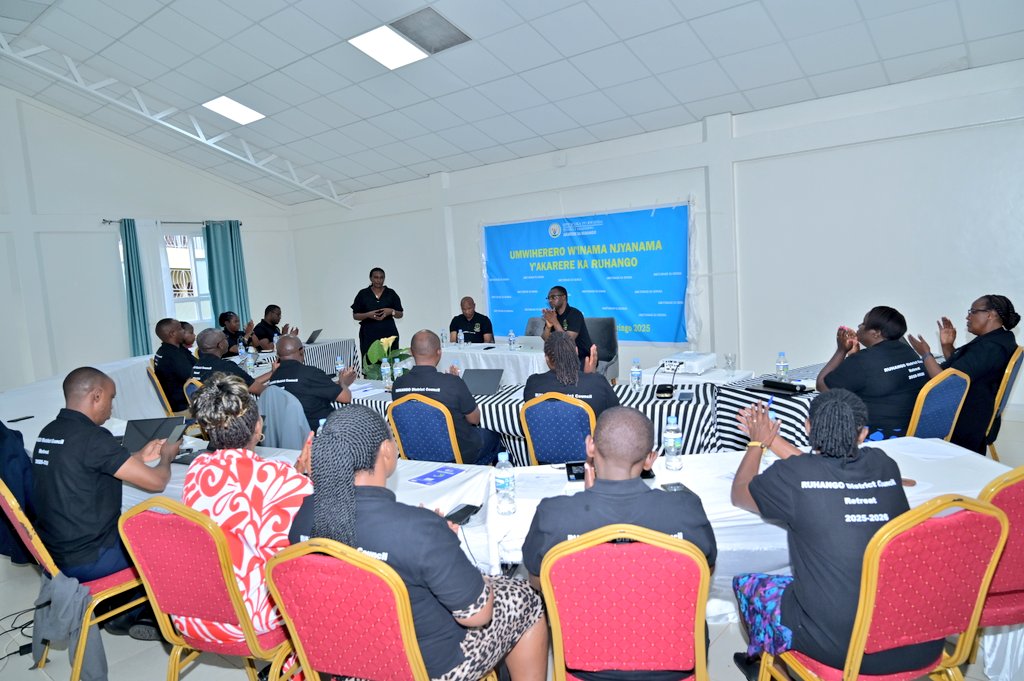 Hafashwe ingamba zo kuzamura ba nyakabyizi bacukura imicanga na kariyeri