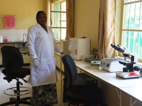 Uko laboratwari y'ivuriro iteye.