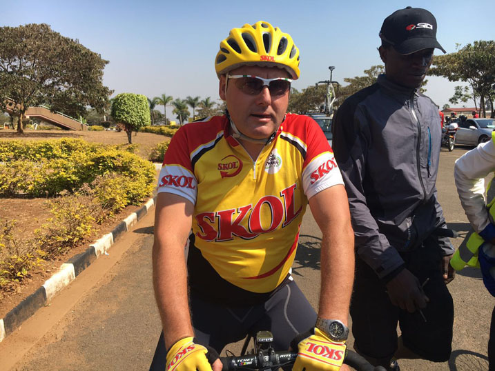 Umuyobozi mukuru wa Skol itera inkunga iri siganwa nawe yitabiriye