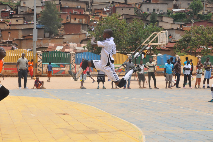 Nshimiyimana Alexis, umukinnyi wa APR Handball Club ni we watsinze ibitego byinshi muri uyu mukino