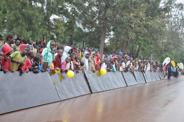 Abafana bategereje uwa mbere i Rwamagana