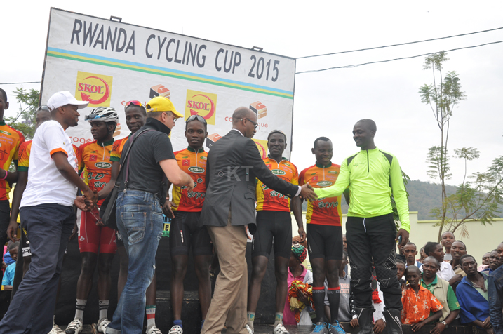 Perezida wa Ferwacy AImable Bayingana ashimira Benediction y'i Rubavu