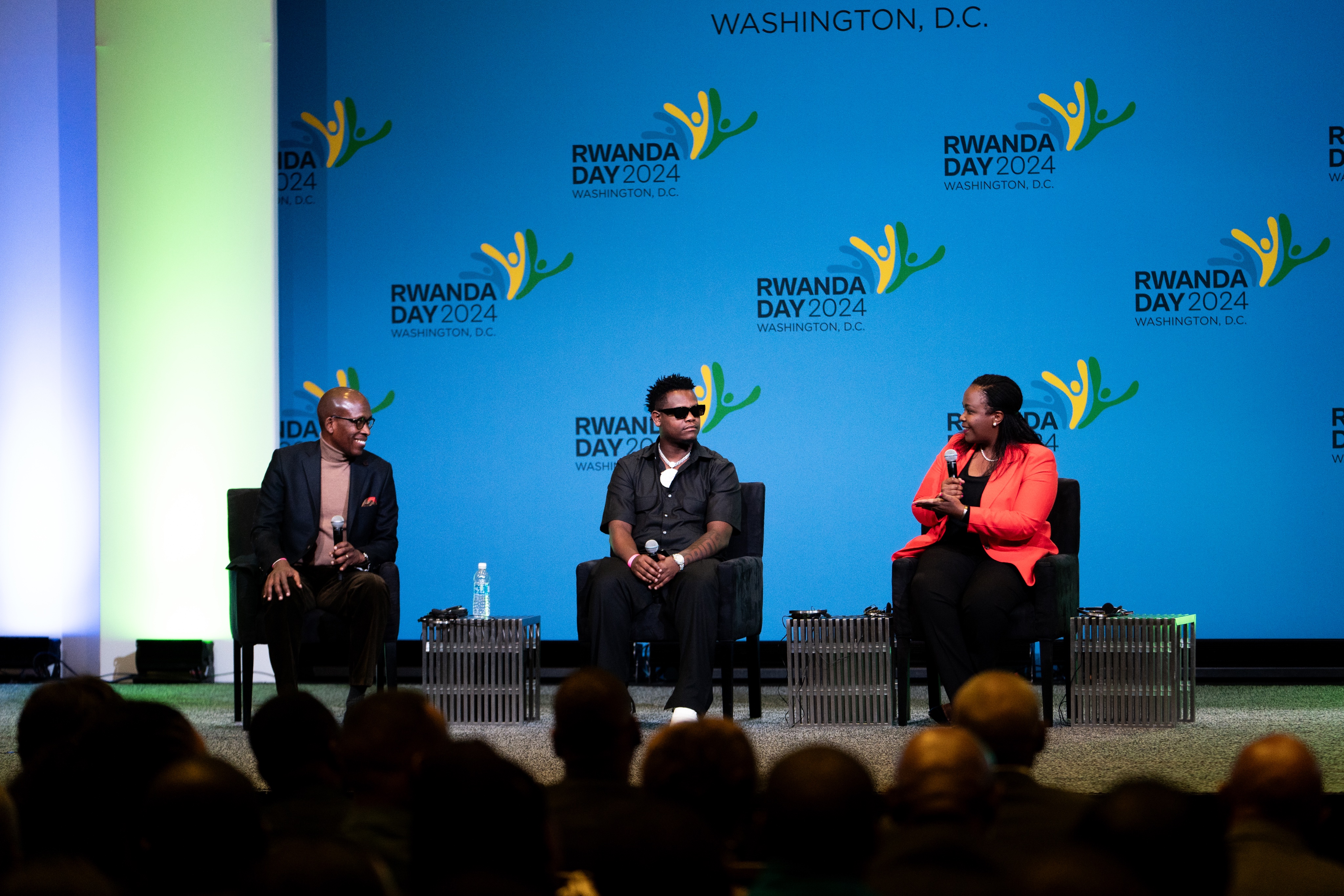 Ubwo bari mu kiganiro