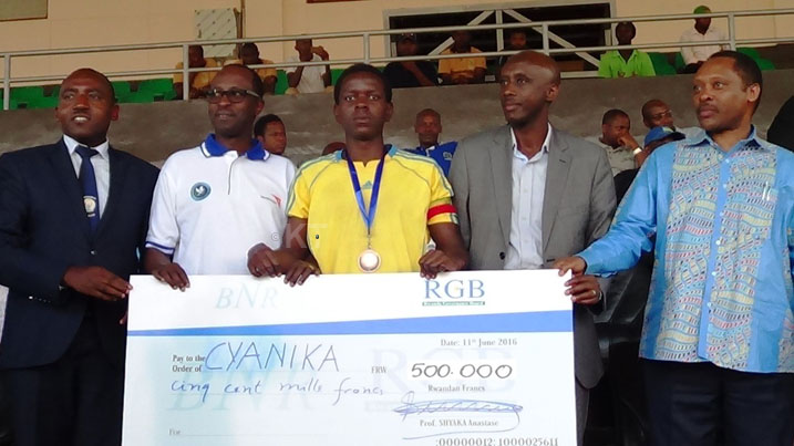 Umurenge wa Cyanika ya Nyamagabe wegukanye umwanya wa gatatu, uhabwa 500,000Frws