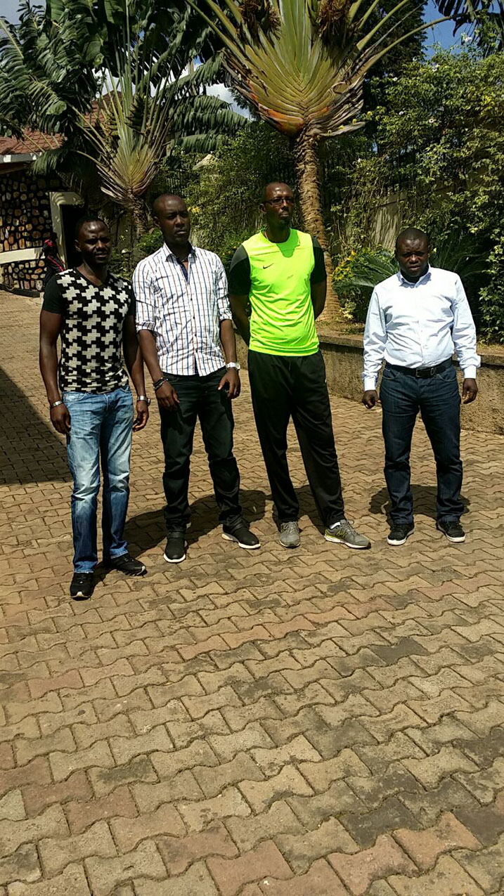 Bamwe mu bagize komite y'agateganyo y'abakiniye Amavubi