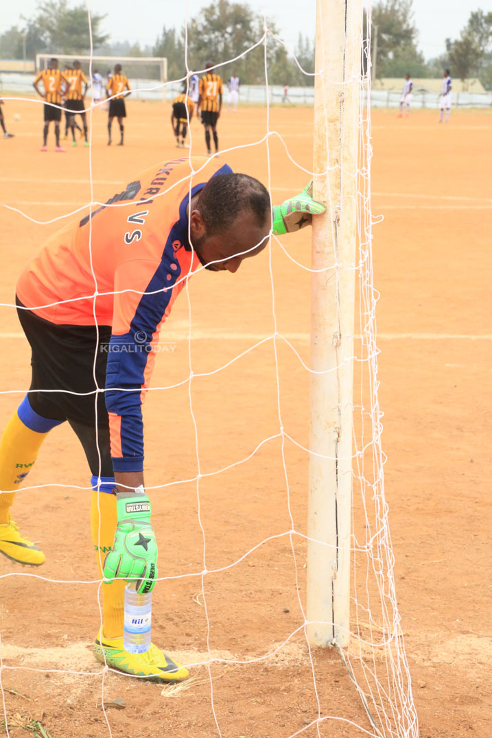 Umunyezamu wa kabiri wa Mukura, Jumaine Hassan ni we wabanje mu kibuga ndetse anitwara neza