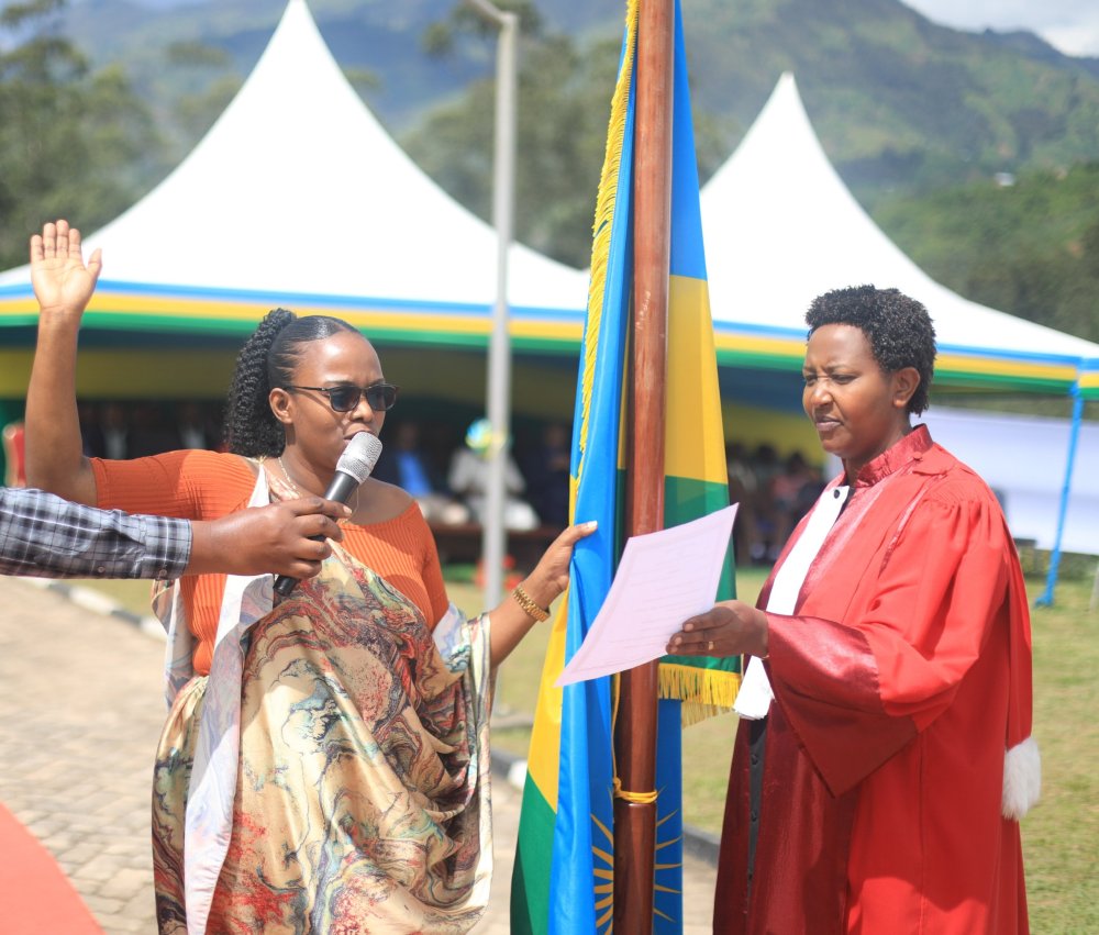 Mukandayisenga Vestine, Umuyobozi w'Akarere ka Gakenke