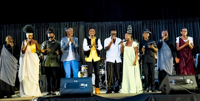 Indirimbo Karame Uwangabiye yasubiwemo n'abahanzi barimo Jules Sentore, Miss Shanel, Mani Martin, Juno Kizigenza